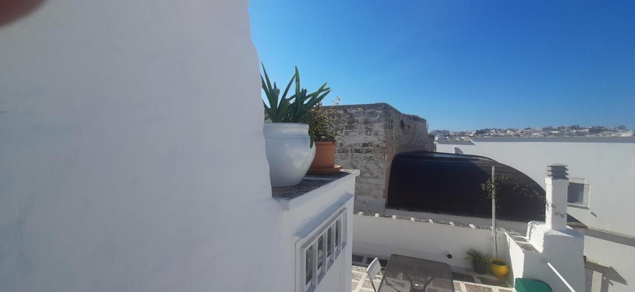 Dimora Lavinia Casa Vacanze Centro Storico Ostuni Exteriör bild
