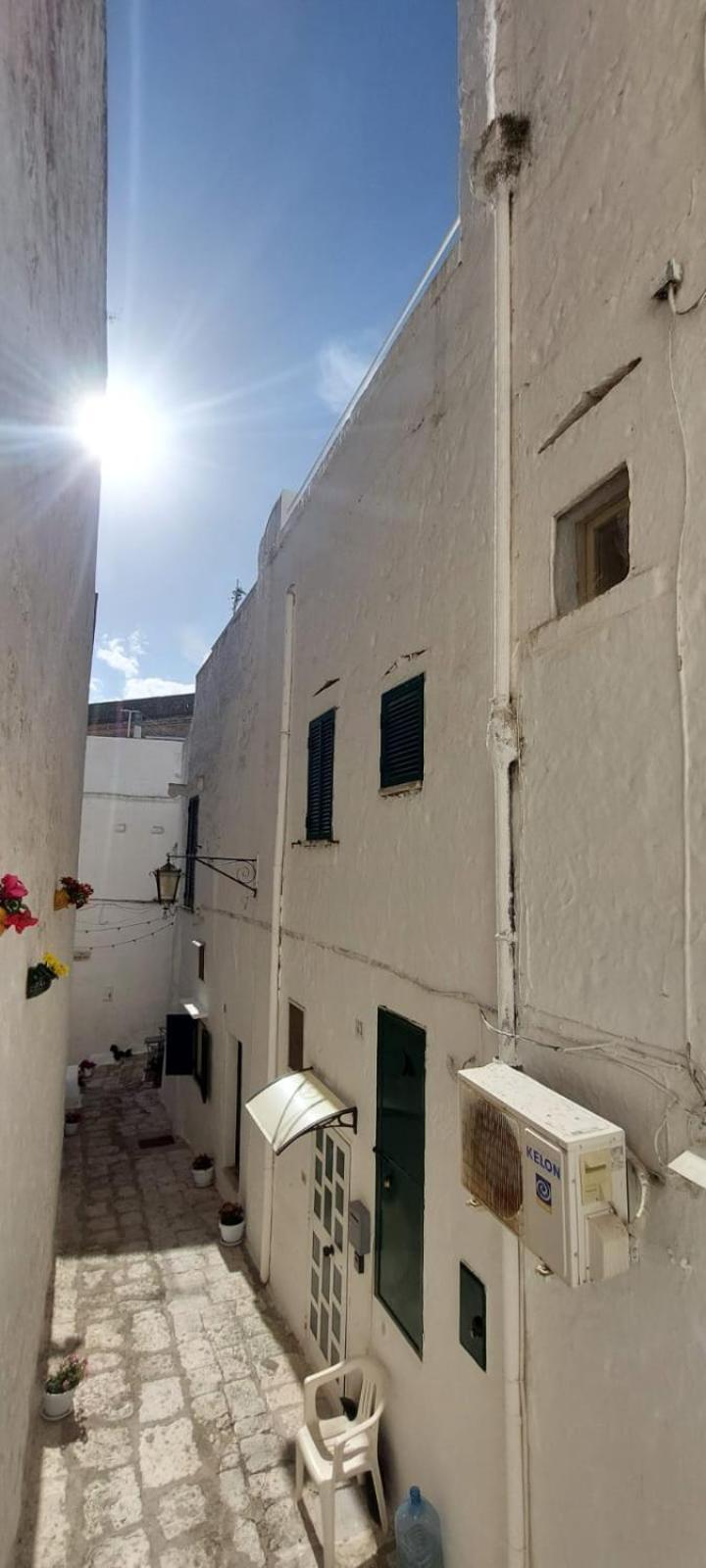 Dimora Lavinia Casa Vacanze Centro Storico Ostuni Rum bild