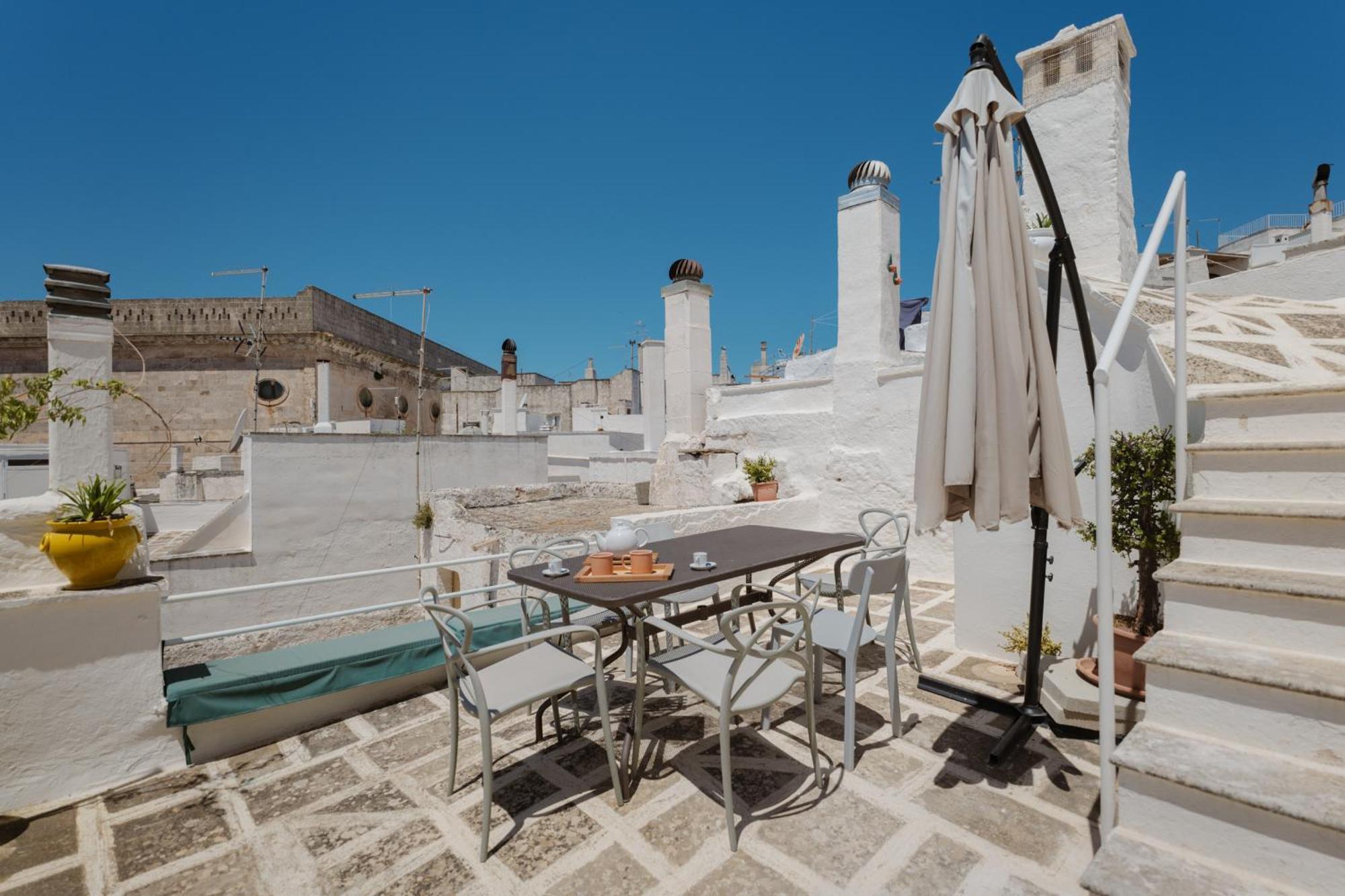 Dimora Lavinia Casa Vacanze Centro Storico Ostuni Exteriör bild